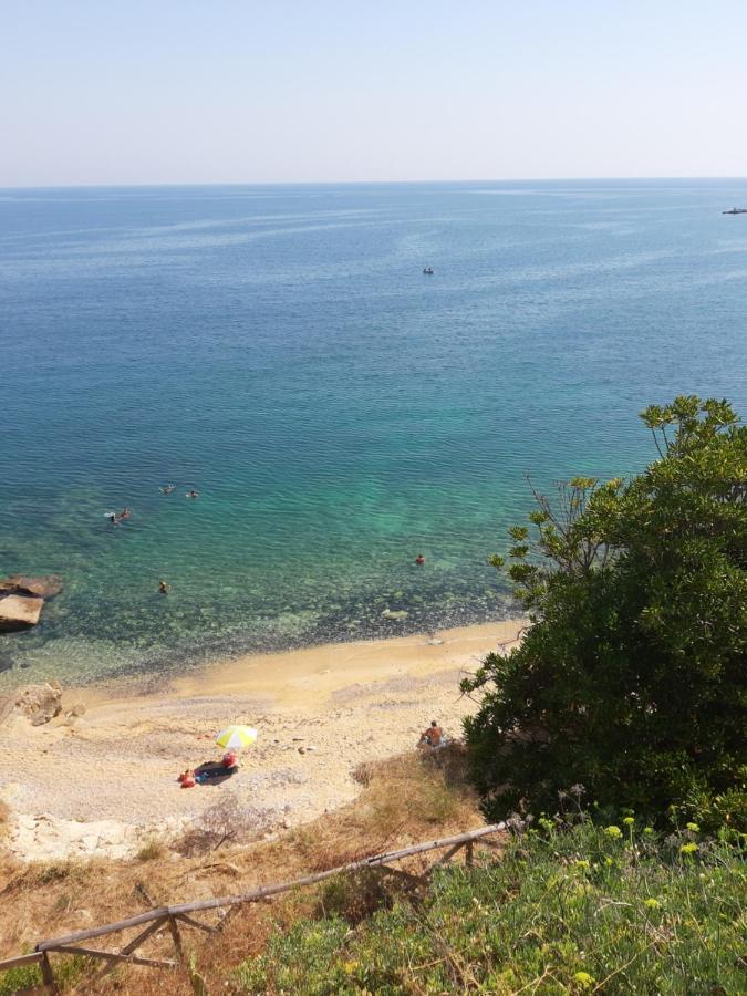 Seeonsea Apartment Agnone Bagni Buitenkant foto